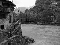 Ubiale-Clanezzo: il ponte sospeso, il 'Ponte che balla'...sul Brembo in piena il 18 maggio 08 - FOTOGALLERY